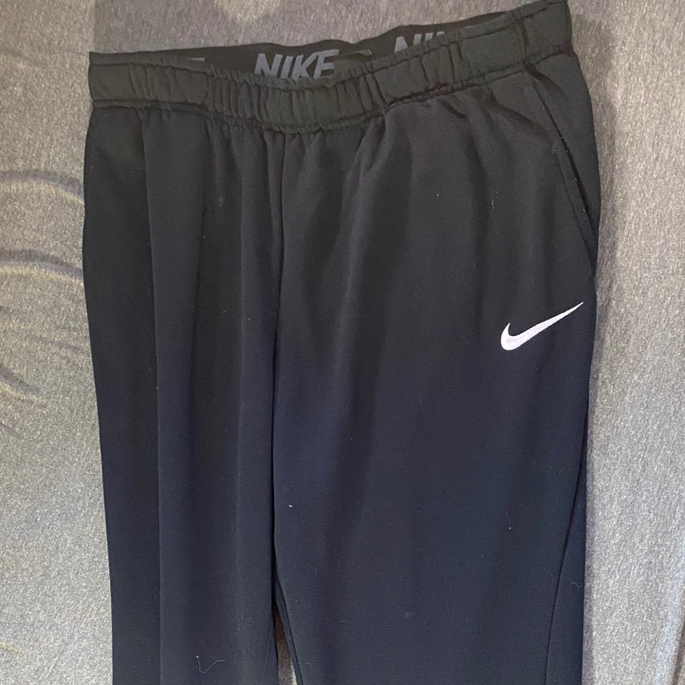 NIKE sweatpants